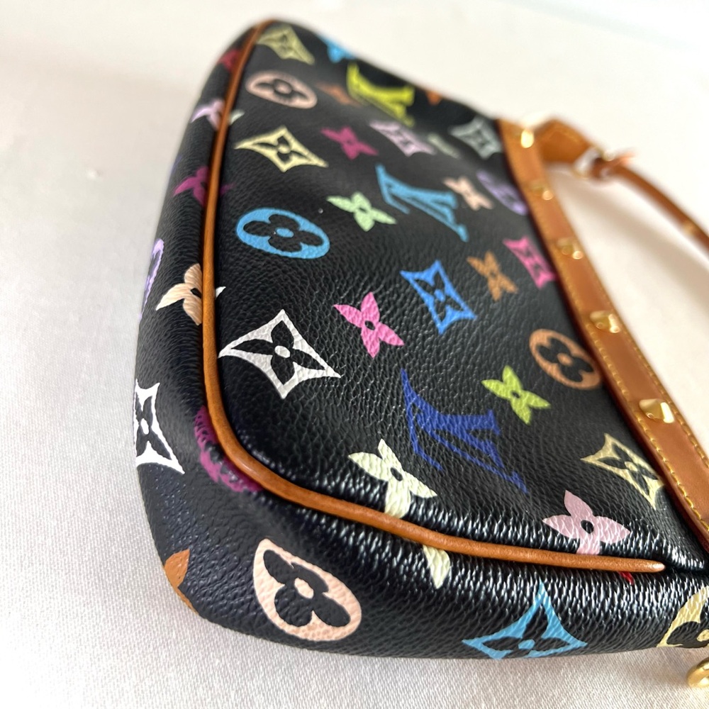 Louis Vuitton Monogram Multicolor Pochette Accessories Black. - Picture 7 of 16